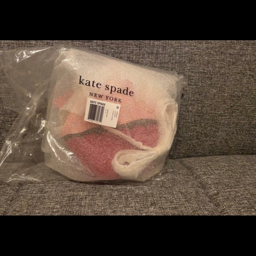 Kate Spade Cupcake Crossbody Rare NWT - Picture 4 of 8